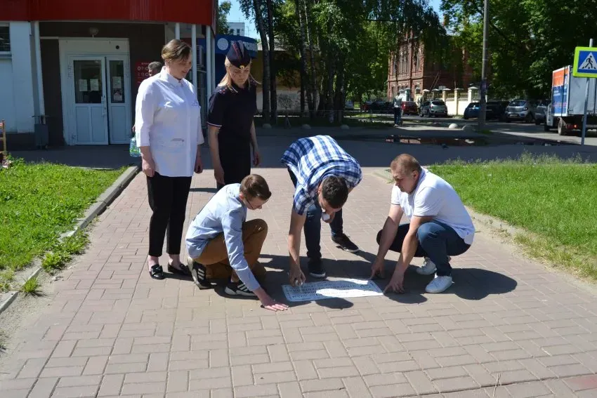 В Иванове проходит акция по безопасности дорожного движения «Возьми ребенка за руку!»