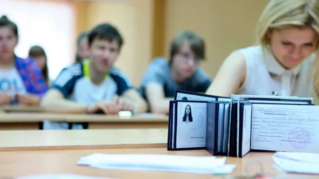Студенты ивановских колледжей приступили к сдаче демонстрационных экзаменов