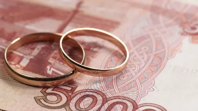 В Заволжске женщина вышла замуж за участника СВО ради денег
