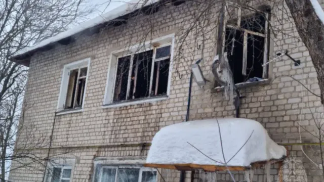 В Савинском районе на пожаре в квартире погибли два человека