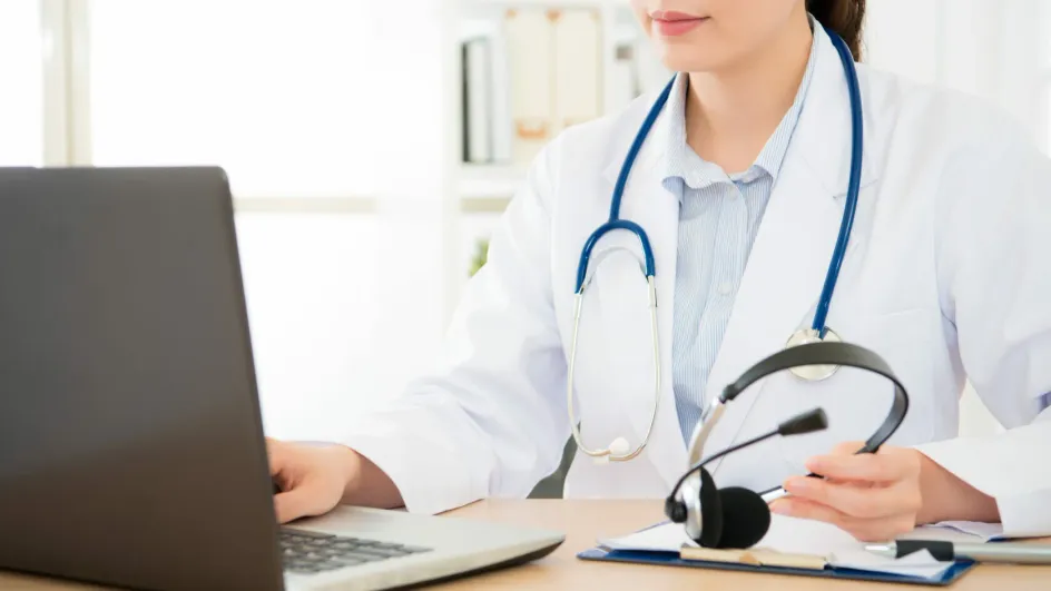 Россияне стали чаще использовать ИИ для медицинских консультаций Россияне стали чаще использовать ИИ для медицинских консультаций