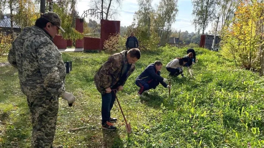 Г. Наволоки принял участие в экологическом субботнике «Зеленая Россия»