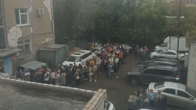 Горячая новость | На избирательных участках в Иванове образовались дикие очереди