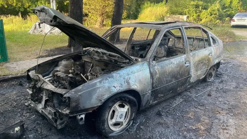 В Иванове из-за сварочного аппарата сгорела иномарка