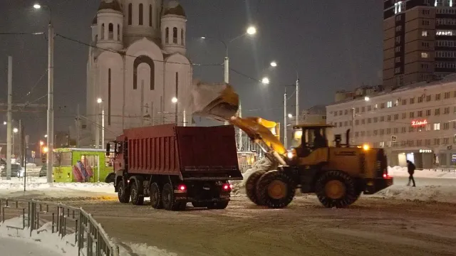 За ночь из Иванова вывезли 2833 кубометра снега