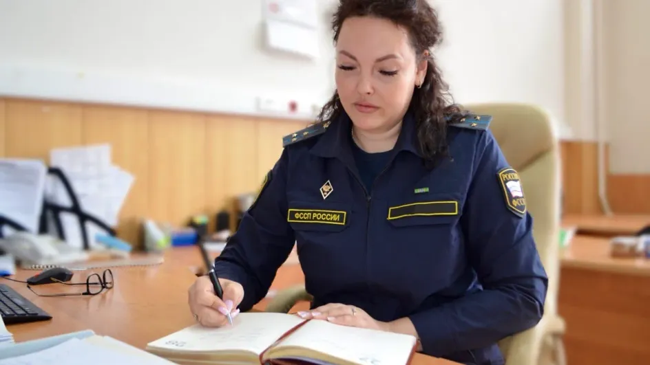 Ивановский хулиган погасил долг после беседы с приставом Ивановский хулиган погасил долг после беседы с приставом