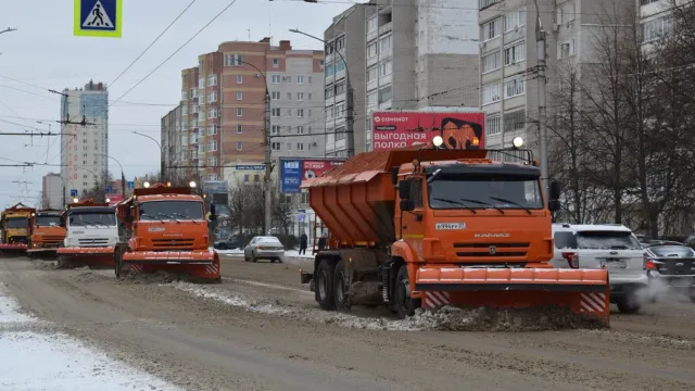 В Иванове активизировалась спецтехника из-за ухудшения погодных условий