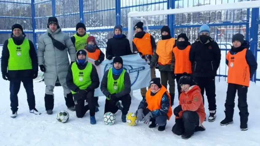 В Иванове в ТОСе «Коммунар» прошел футбольный матч «Отцы и дети»