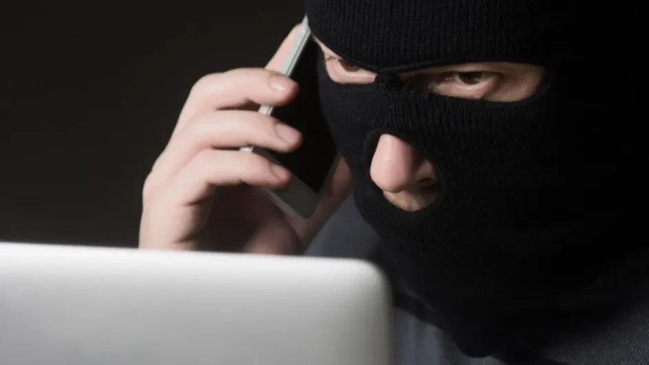 Россияне перестали верить новогодним мошенническим схемам