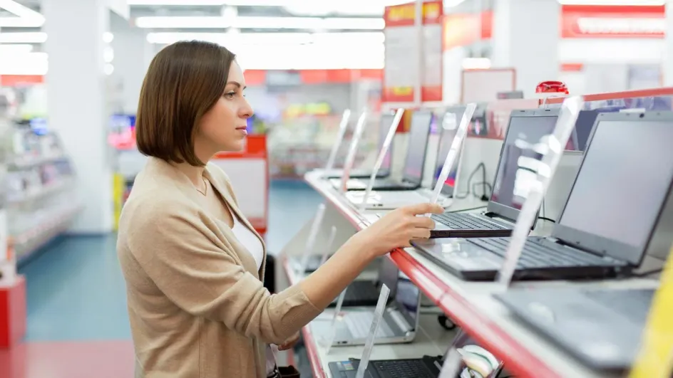 Россияне начали скупать технику и электронику в рассрочку