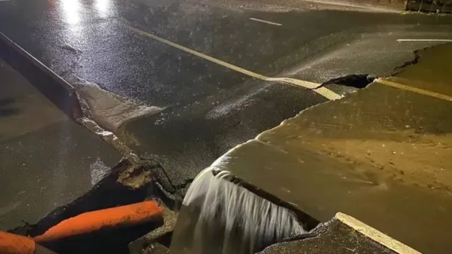 В Кохме стихия разрушила важный мост