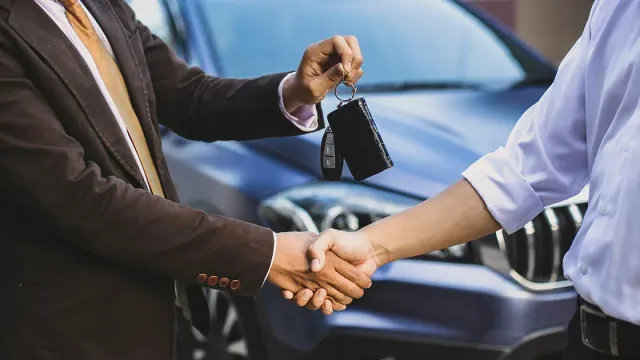Автосалоны закрываются: Что происходит с рынком?!