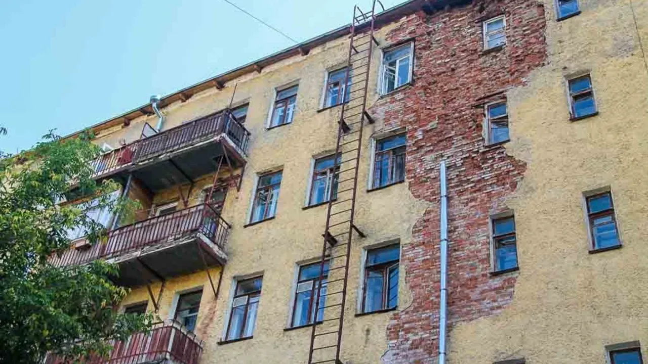 В Иванове суд обязал мэрию признать аварийными 26 многоквартирных домов
