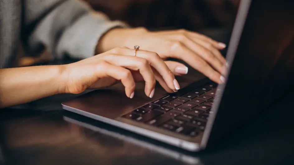 Россиян может ждать наказание за генерацию фото знаменитостей с помощью ИИ