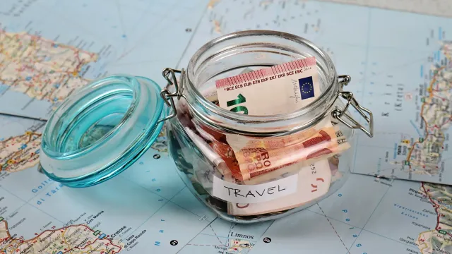 Отпуск влетит в копеечку: Как не потратить всё?