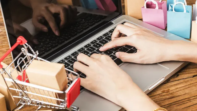 ВБ и Озон не в моде: Куда уходят россияне?