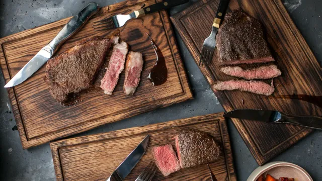 Стейки больше не купить: Россиянам не по карману!