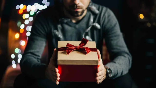 В 37% ивановских компаний не поздравляют сотрудников с днем рождения