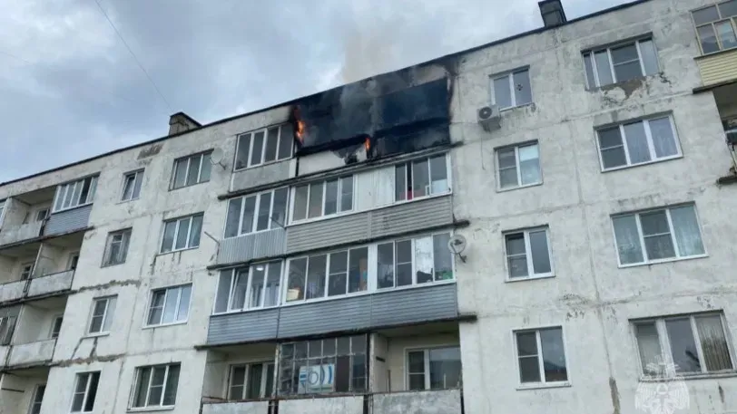 В Тейкове при пожаре в многоквартирном доме пострадали двое детей