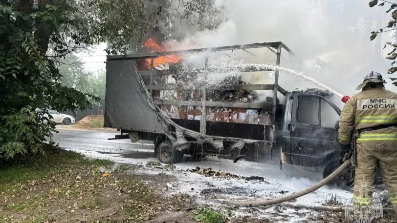 На ул. Герасима Фейгина в Иванове сгорела «ГАЗель» с текстилем