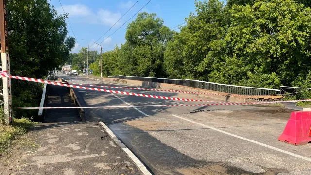 Движение по мосту в Кохме планируют открыть в июле