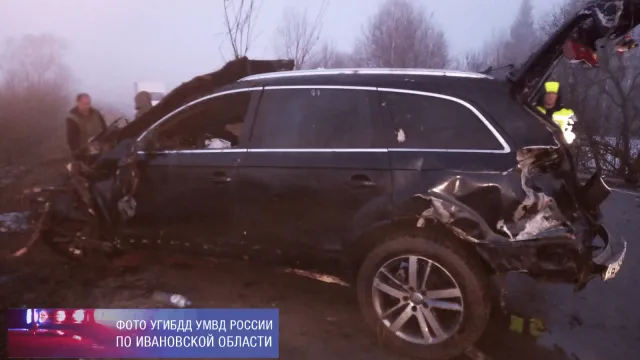 В Гаврилово-Посадском районе при столкновении двух машин тяжело ранены двое
