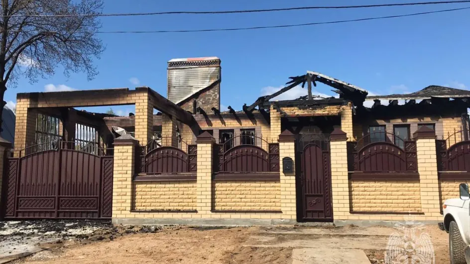 На ул. Крымской в Кинешме сгорел большой особняк
