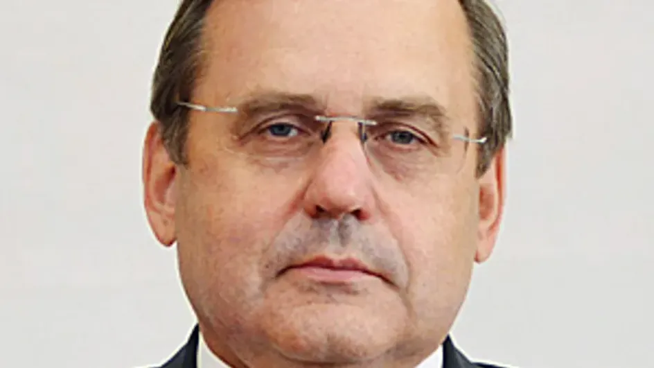 Анатолий Буров сложил полномочия председателя комитета по соцполитике