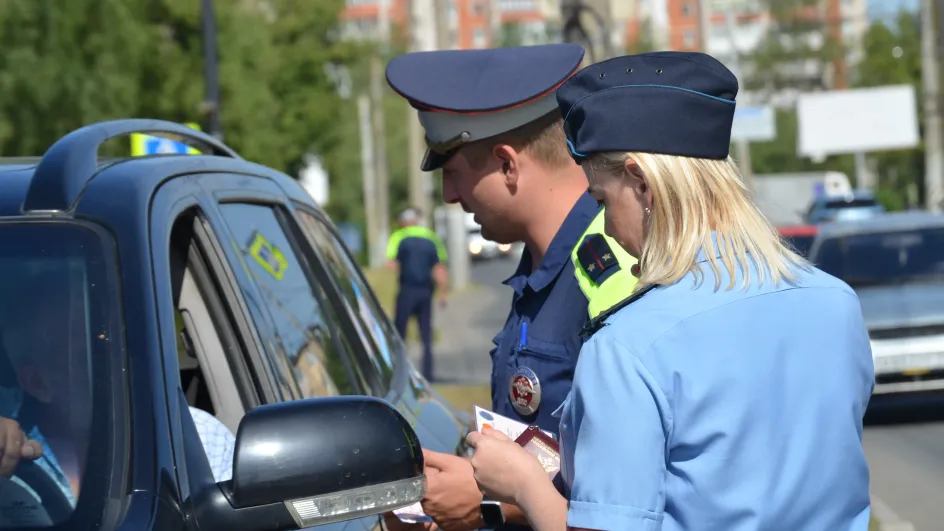 В Иванове «Дорожный пристав» поймал сразу трех должников за коммуналку