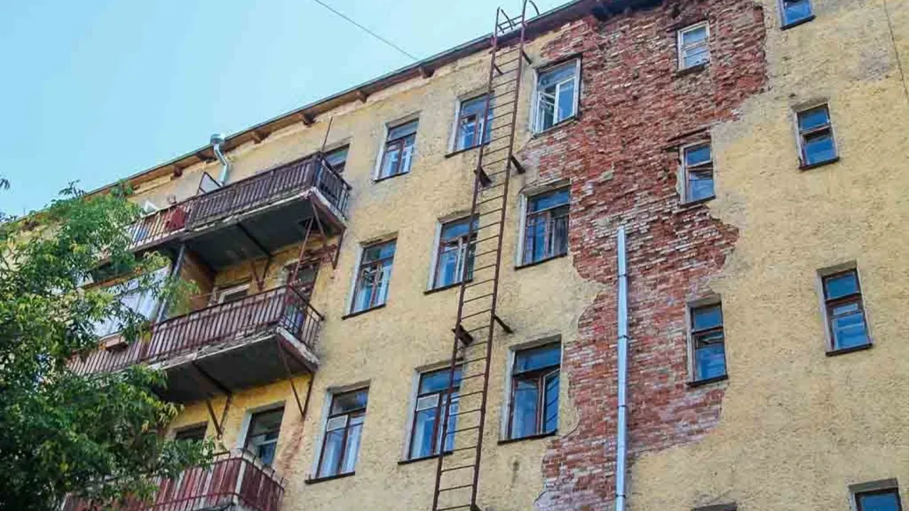 В Иванове суд обязал мэрию признать аварийными 36 домов