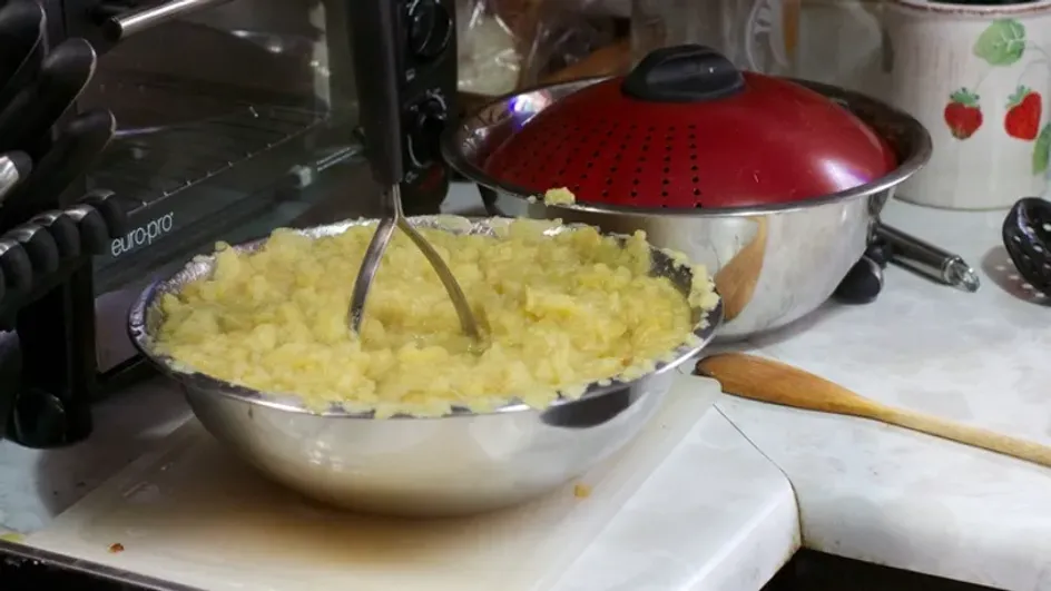 Как спасти пересоленное картофельное пюре: советы от профессионального повара