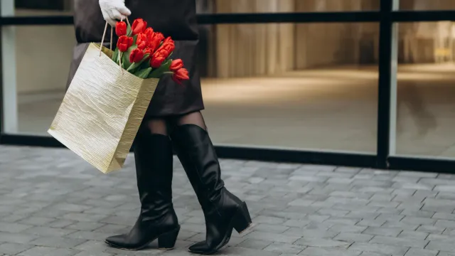 Праздники на носу: Что будет с зарплатой?