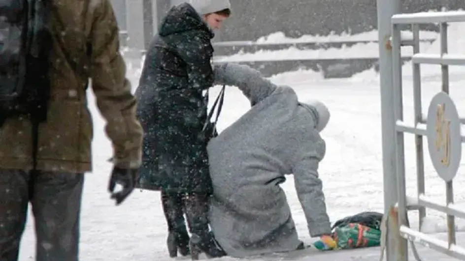 В Иванове бабушка отсудила полмиллиона за падение на льду В Иванове бабушка отсудила полмиллиона за падение на льду