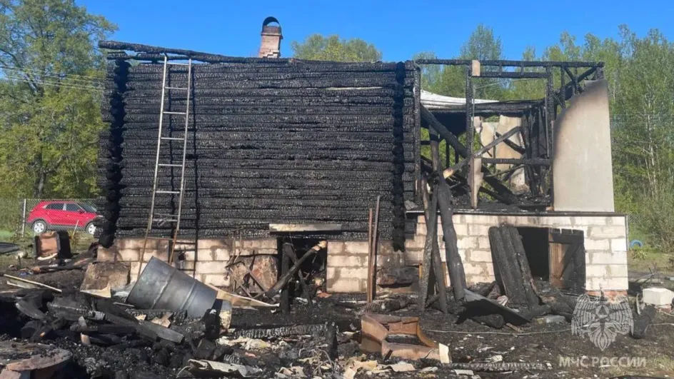 При тушении пожара в Лежневском районе пострадал пенсионер