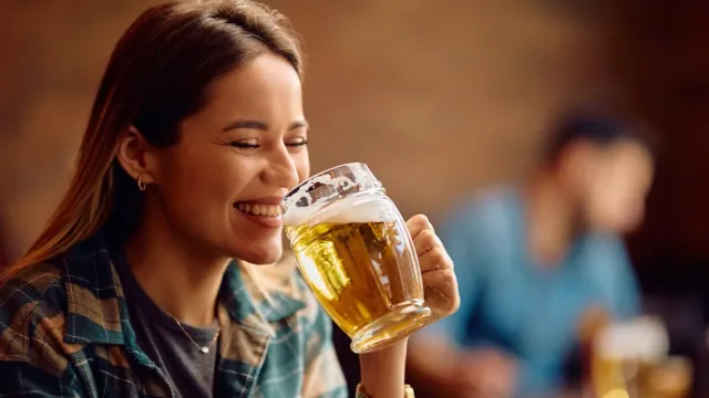 Горячая новость | Россияне стали чаще пить безалкогольное пиво