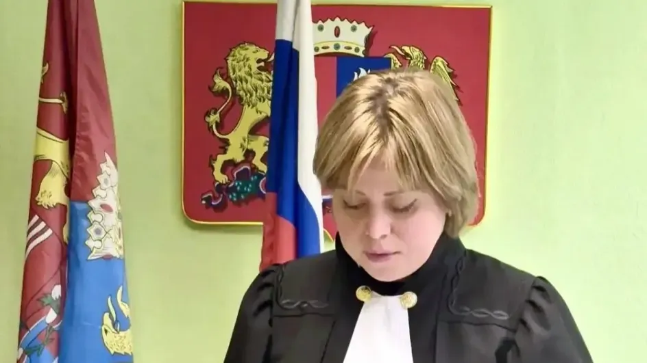 В Иванове мужчина стал жертвой мошенников при покупке бронежилетов В Иванове мужчина стал жертвой мошенников при покупке бронежилетов
