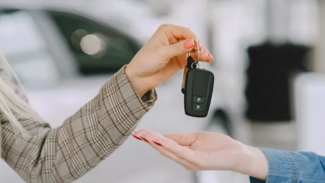 720 ТЫСЯЧ ЗА АВТО! Стоит ли брать машину по подписке?