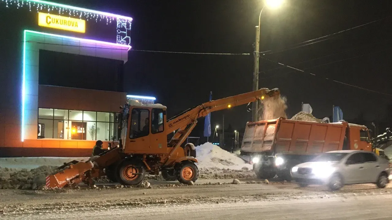 За сутки из Иванова вывезли 4542 кубометра снега