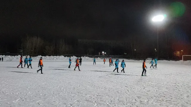 В Кинешме продолжается турнир по зимнему футболу