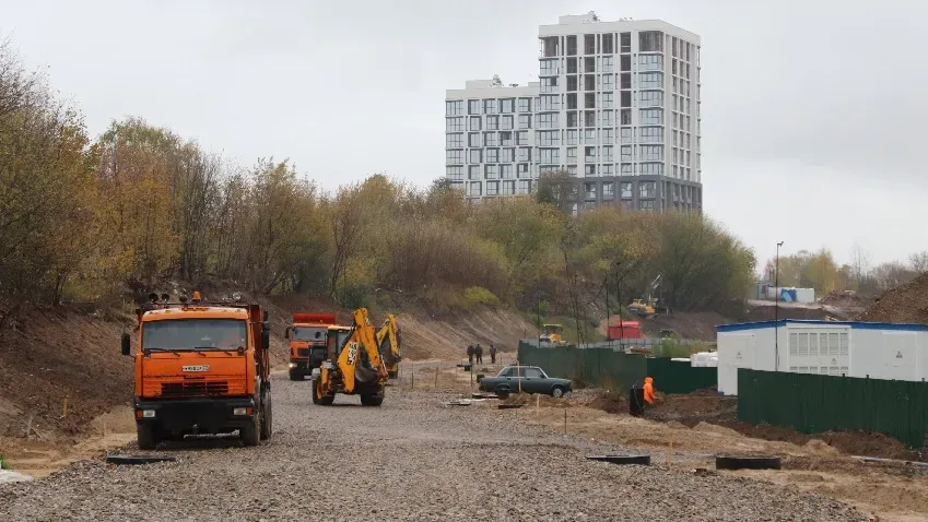 В Иванове продолжается строительство дороги у Дворца водных видов спорта