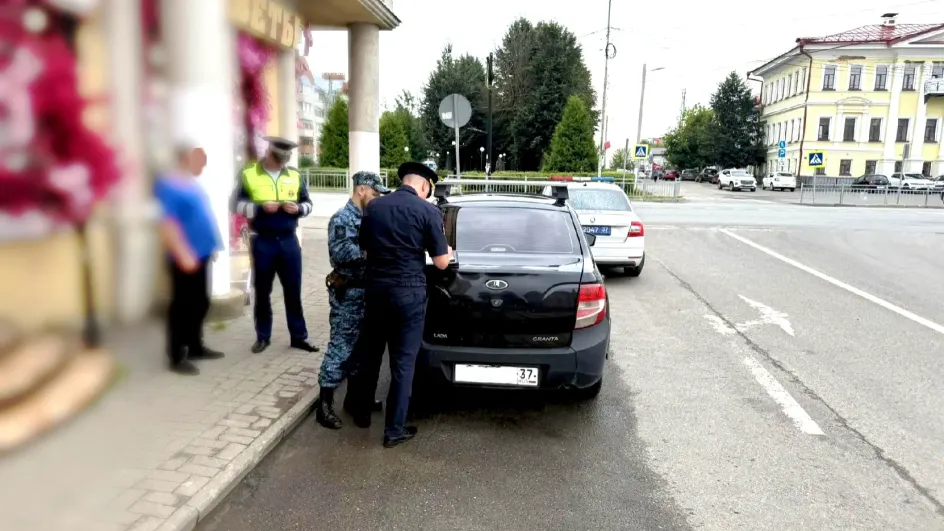 В Ивановской области приставы изъяли у таксиста автомобиль