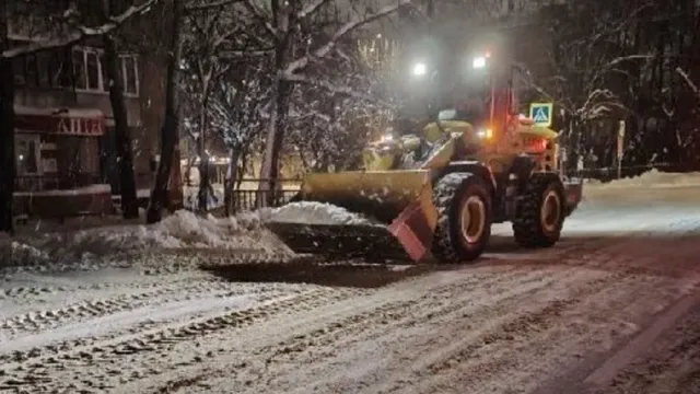 На дорогах в Иванове опять возник снежный коллапс
