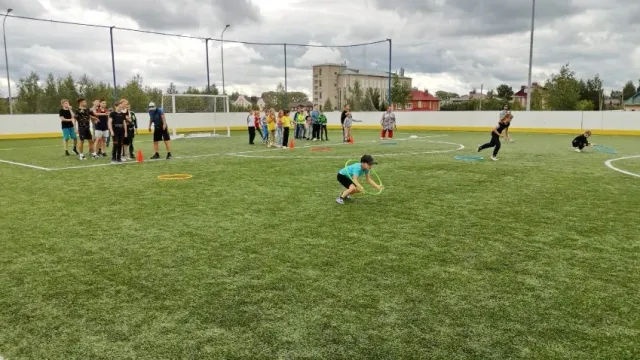 В Кинешме прошли соревнования по стритболу, волейболу и «Веселым стартам»