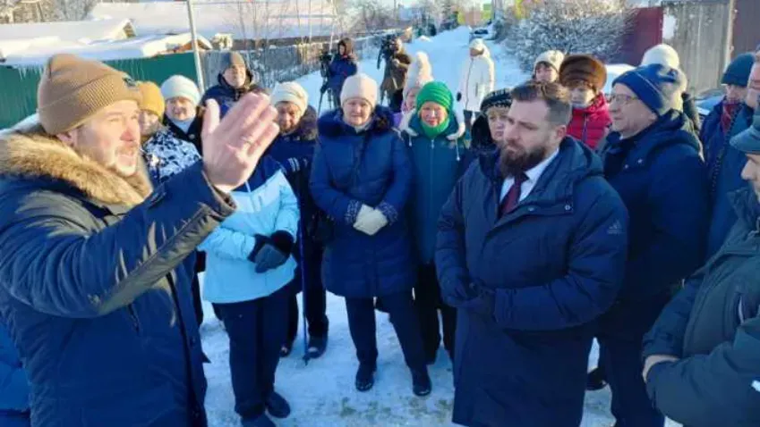Мэр Иванова Владимир Шарыпов обсудил с жителями частного сектора расчистку дорог