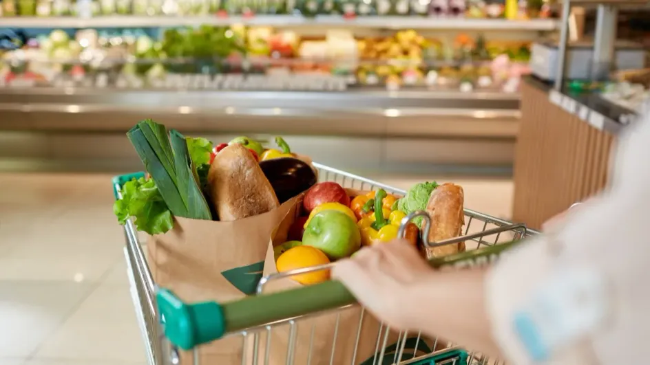 Россиянам объяснили, почему рост трат на еду не означает ухудшения качества жизни