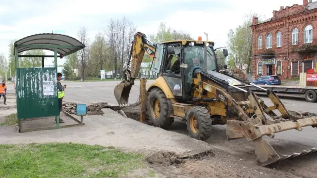 В Кинешме проводится ремонт на трех дорогах города