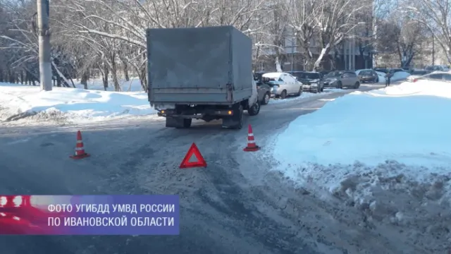 В Иванове женщина ранена при ДТП со стоящим автомобилем