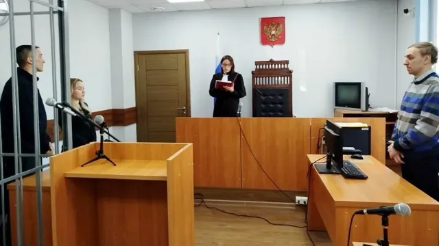 В Иванове за попытку дать взятку полицейскому осуждён поездной дебошир