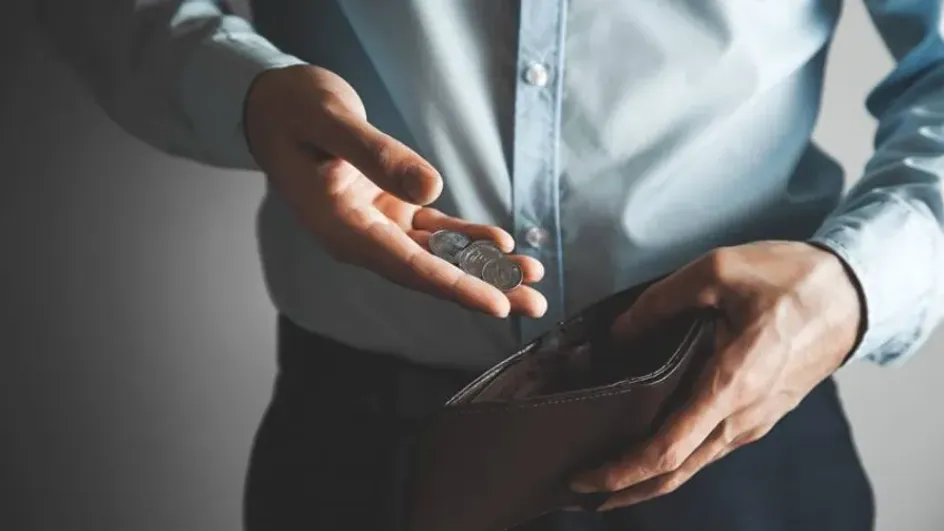 Эксперт объяснила россиянам, куда «утекают» деньги