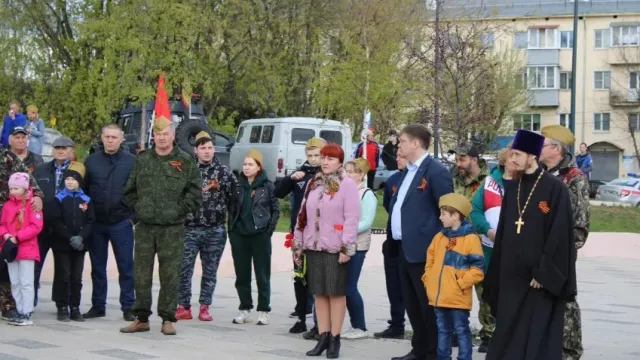 В Кинешме провели автопробег в честь ветеранов ВОВ и участников СВО